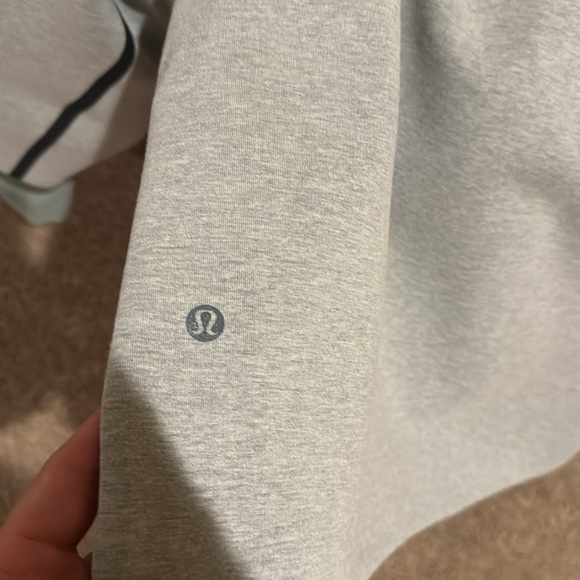 Lululemon thick neck hoodie - Picture 3 of 4
